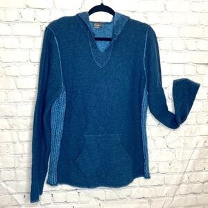 Vintage Royal Robbins wool blend sweater with hood